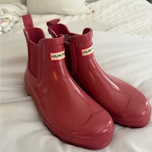 Hunter Dark Pink Ankle Rain Boots